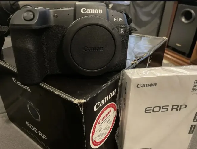 Câmera Canon EOS RP + RF 35mm + RF 50mm ? Kit Full Frame