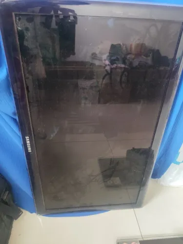 Tv Samsung 32 * com avaria *