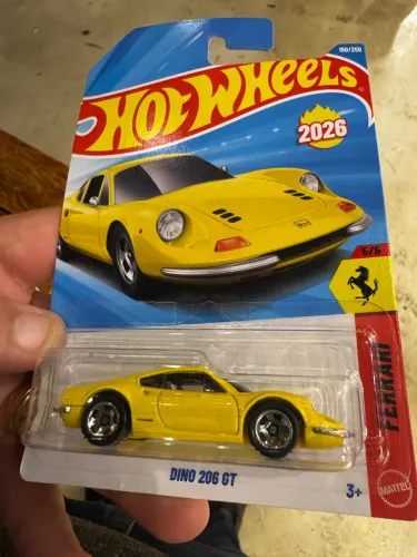 Hotwheels Ferrari Dino valor : 40,00