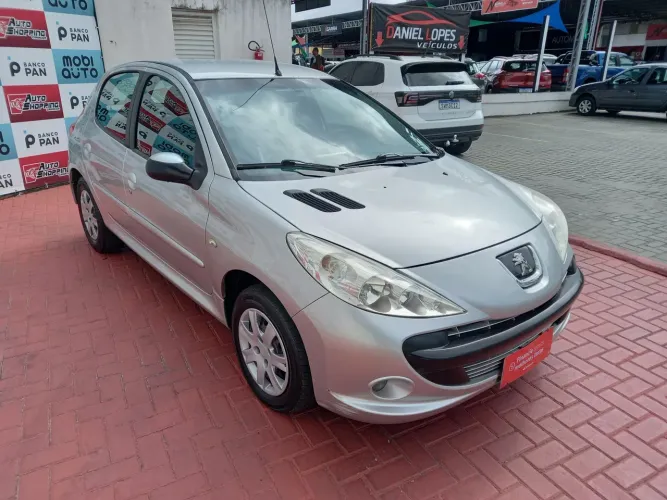Peugeot 207 XR Sport 1.4 Flex 8V 5P 2011