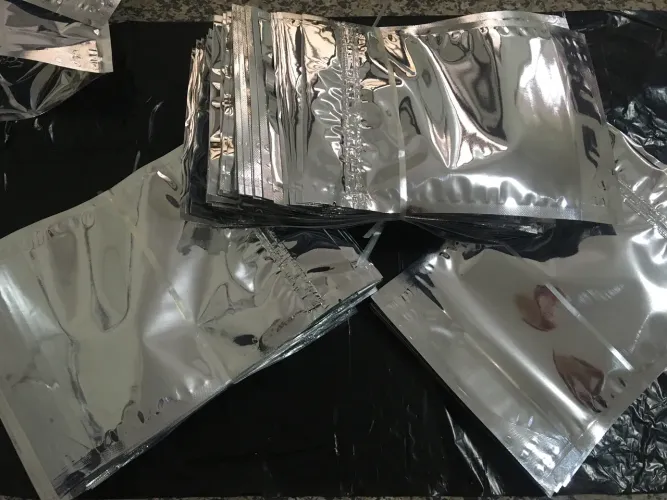 Saco metalizado 23x17x5 hermético Kit com 50 unidades  
