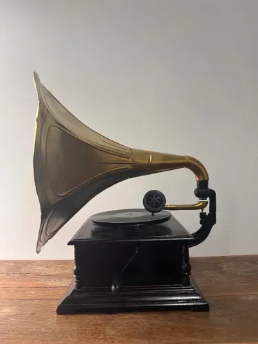 Gramofone Vitrola de 1904 Americano Original 