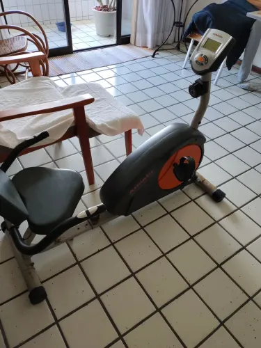 Bicicleta Ergométrica 90° Athletic