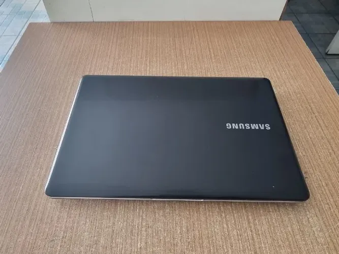 Notebook Samsung Core i3 5ª Ger | 8GB RAM | SSD 256GB | Revisado