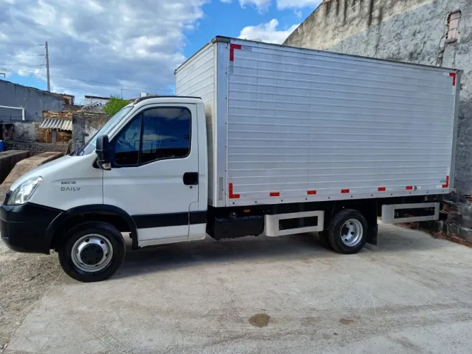Caminhão Iveco 55c16 (Ágio)