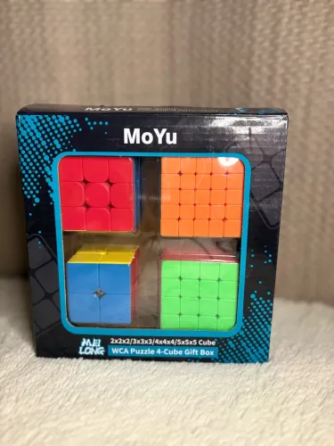 Kit 4 Cubos Mágicos Profissionais Moyu (2x2, 3x3, 4x4 e 5x5) - Desliza Macio