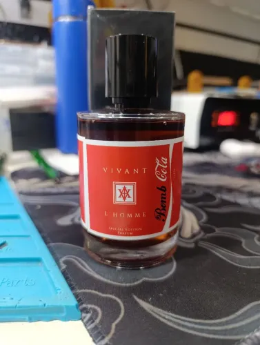 Bomb Cola Vivant Cosmeticos