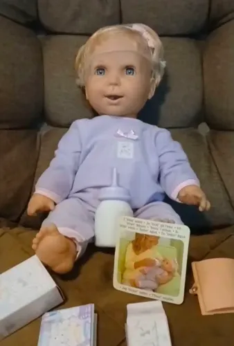 Boneca Miracle Baby