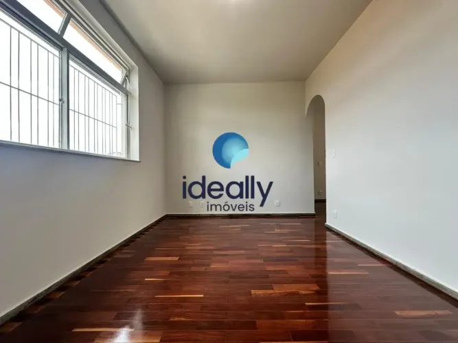 Apartamento 3 Quartos à Venda - 1 Suíte - Armários - 2 Salas - D.C.E - 1 Vaga - Bairro Cai