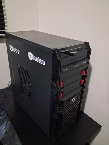 PC Gamer completo - i5-4440 + GTX 950 + 12GB RAM + SSD + Monitor LG 19" + periféricos