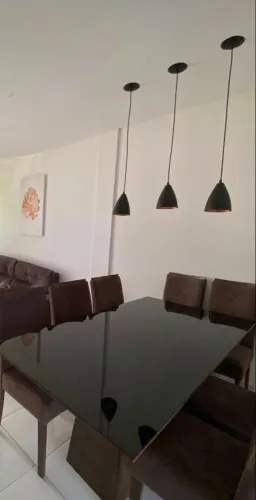 Mesa 6 cadeira com tampo de vidro semi nova 