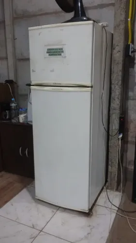 Geladeira Duplex Com Defeito