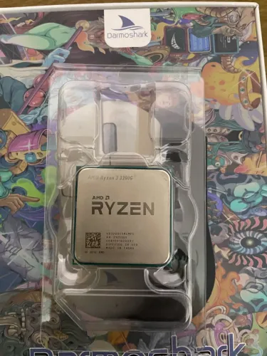 ? VENDO PROCESSADOR RYZEN 3 3200G + COOLER ?