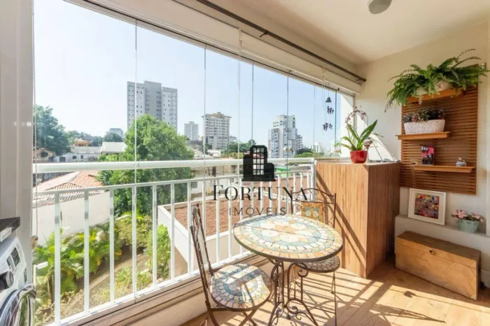 SAÚDE, aApartamento com 2 dormitórios (1 suíte), com 53 m² por R$ 689.000