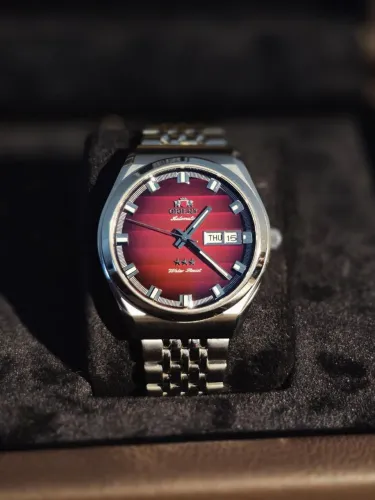 ORIENT | HERITAGE 3 STARS | DAY/DATE | MOSTRADOR VERMELHO SUNRAY | FULL SET<br>