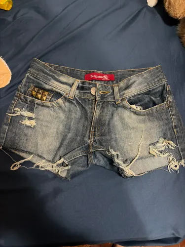 Short jeans