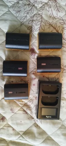 Canon LP-E6NH e SmallRig LP-E6NH + Carregador Duplo SmallRig