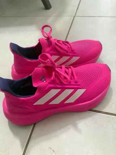 Tênis adidas ultraboost rosa