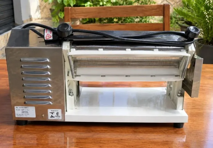 Cilindro elétrico para massa Malta 28cm 110/220v