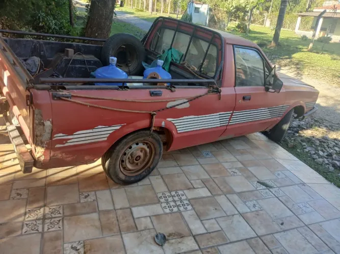 Ford Pampa 4X4 Jeep GL / L 1.6 (álcool) 1987