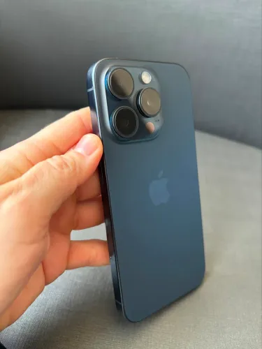 Vendo IPhone 15 pro 256gb
