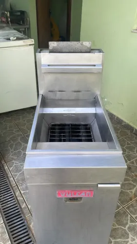 Fritadeira vulcan semi nova LG 300