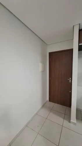 Apartamento C/ Móveis Planejados na Cozinha Banheiro e Lavanderia