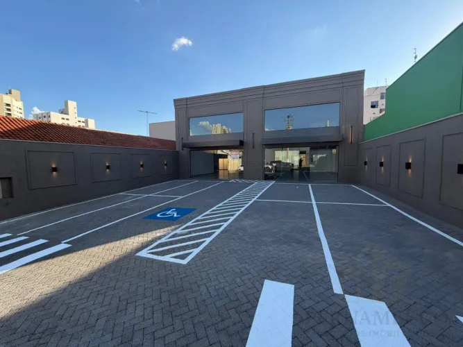 Salão Comercial para Venda em São José do Rio Preto, Boa Vista, 4 banheiros, 10 vagas