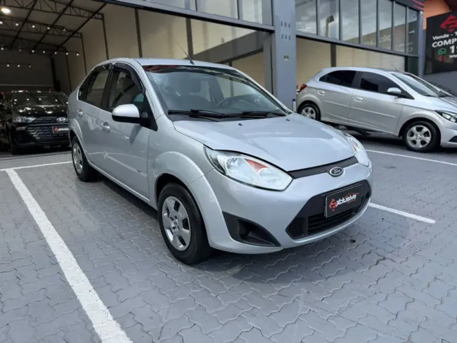 Ford Fiesta Sedan 1.0 8V Flex 4P 2014