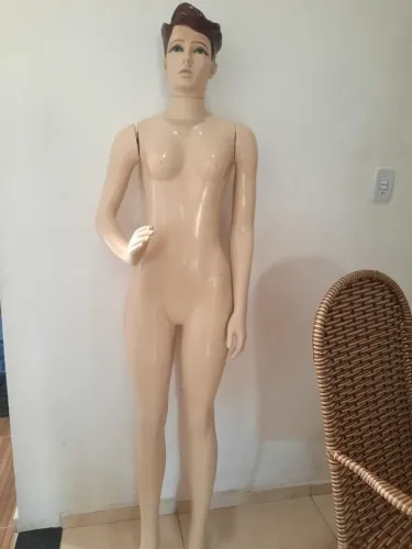 Vendo esse manequin