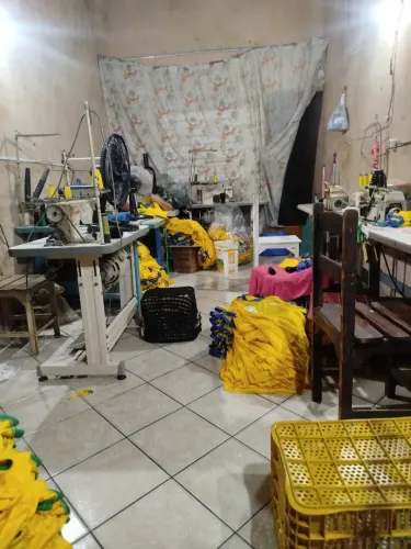 Precisa de costureira para overloque 