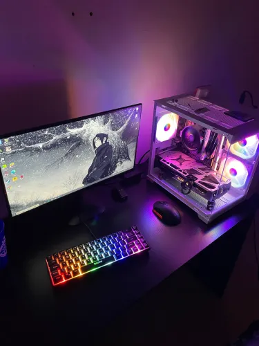 PC GAMER COMPLETO R5 5500 8gb RAM 256gb e RX 5700XT + PERIFÉRICOS