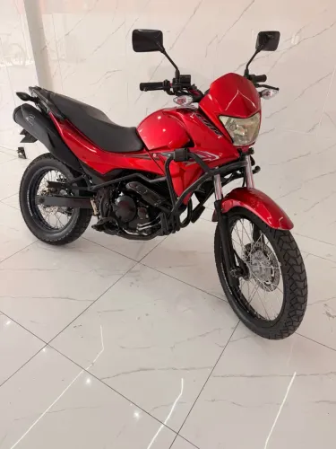 Falcon 400i 2014