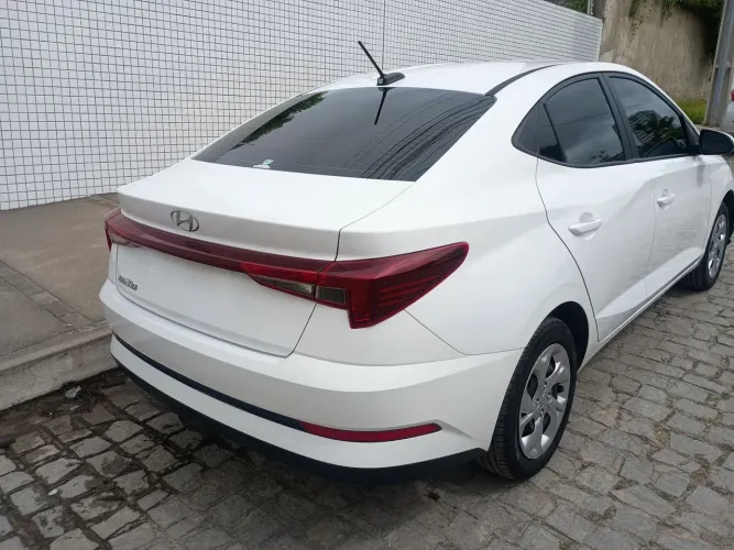 Hyundai HB20S Comfort Plus 1.0 Flex 12V Mec. 2025