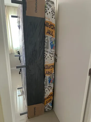 Base de cama Ortobom e colchão prorelox D33
