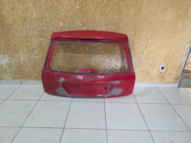 Tampa traseira Fiesta Hatch 2003/2004/2005/2006/2007/2008/2009/2010/2011/2012/2013/2014