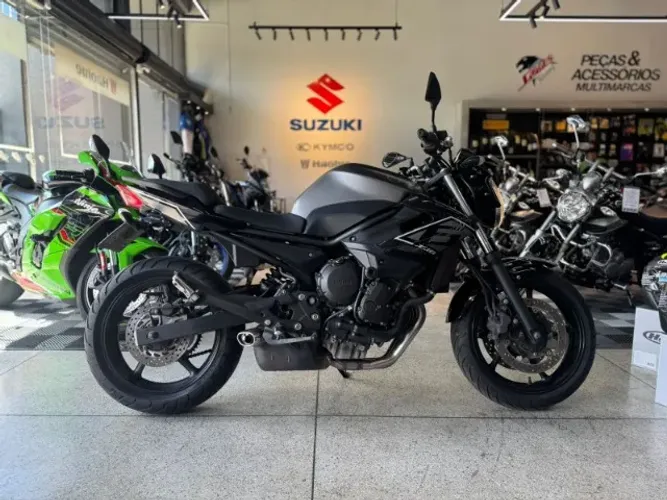 Yamaha XJ6 N - 2017 - Raridade