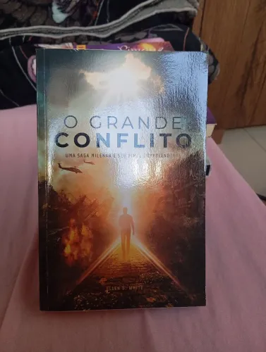 Livro: O GRANDE CONFLITO. - Ellen G. White. (Seminovo!)