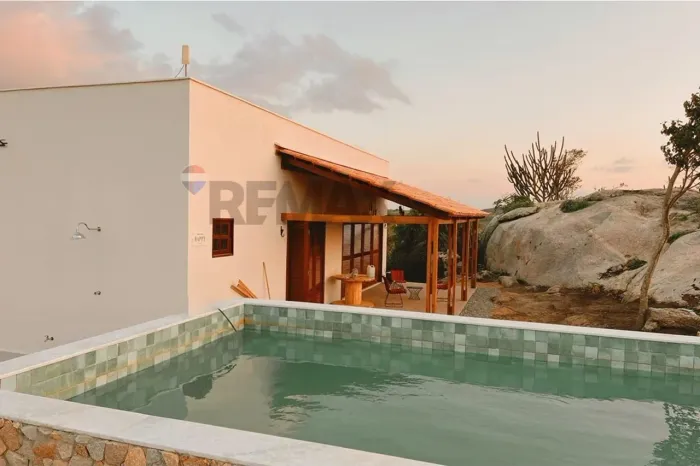 "Casa de Campo de Luxo na Serra de São Bento"