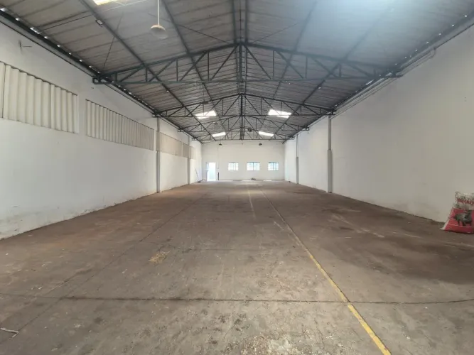 BARRACÃO INDUSTRIAL - 300M² - CAJURU - SOROCABA / SP