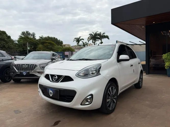 Nissan March SL 1.6 16V Flexstart 5P Mec. 2018