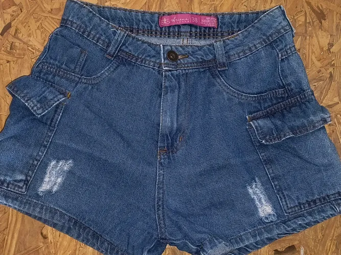 Short jeans