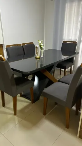 Vendo mesa de 6 lugares 