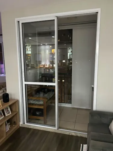 Porta alumínio 2 folhas 
