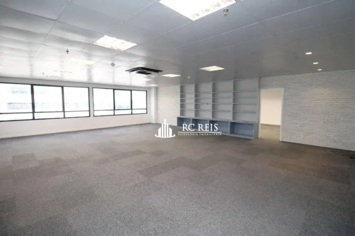 Sala em Alphaville, 212 m² - venda por R$ 1.705.000 ou aluguel por R$ 12.800/mês + encargo