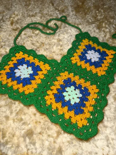 Cropped de crochê do Brasil 