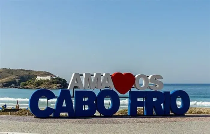 Apto Temporada na orla da Praia do Forte - Cabo Frio - RJ.