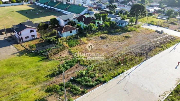 TERRENO PLANO PRÓXIMO A VINICOLA ARGENTA (360m²)
