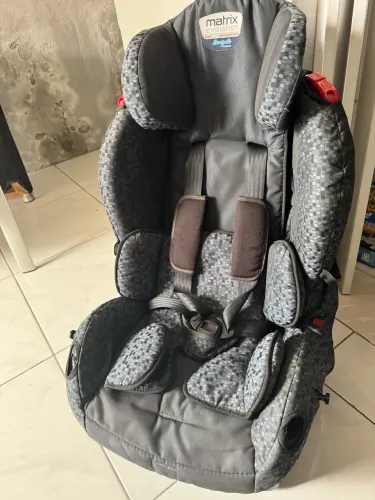 Cadeira carro Matrix 0 a 25 kg