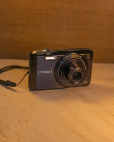 Câmera SAMSUNG ES65 digital